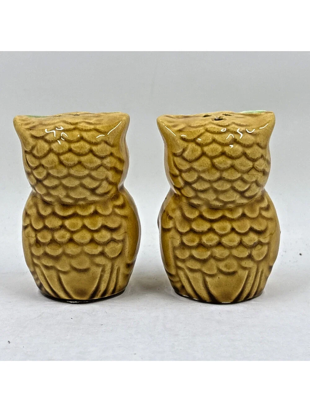Owl Salt and Pepper Shakers Floral  Vintage Indiana Bridges Souvenir pieces
